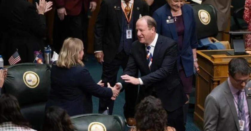 EDITORIAL: Yes to tax cuts, no to pipe dreams