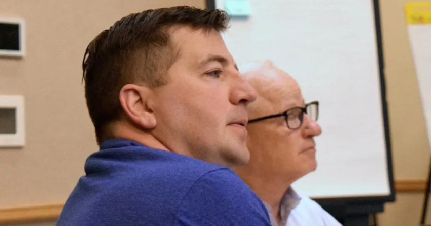 Jason Batchelor now is Aurora’s permanent city manager at $330,000