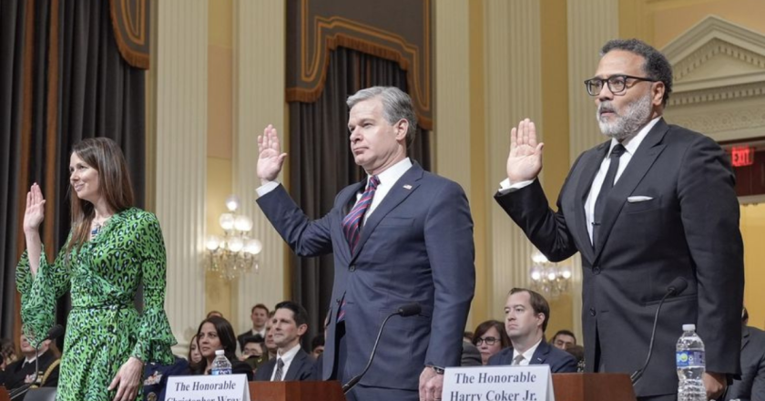 Americans’ email, calls, texts in the crosshairs: Congress takes up fight over feds’ spy powers