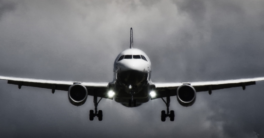 Illegal immigrants would be banned from boarding commercial flights under GOP bill