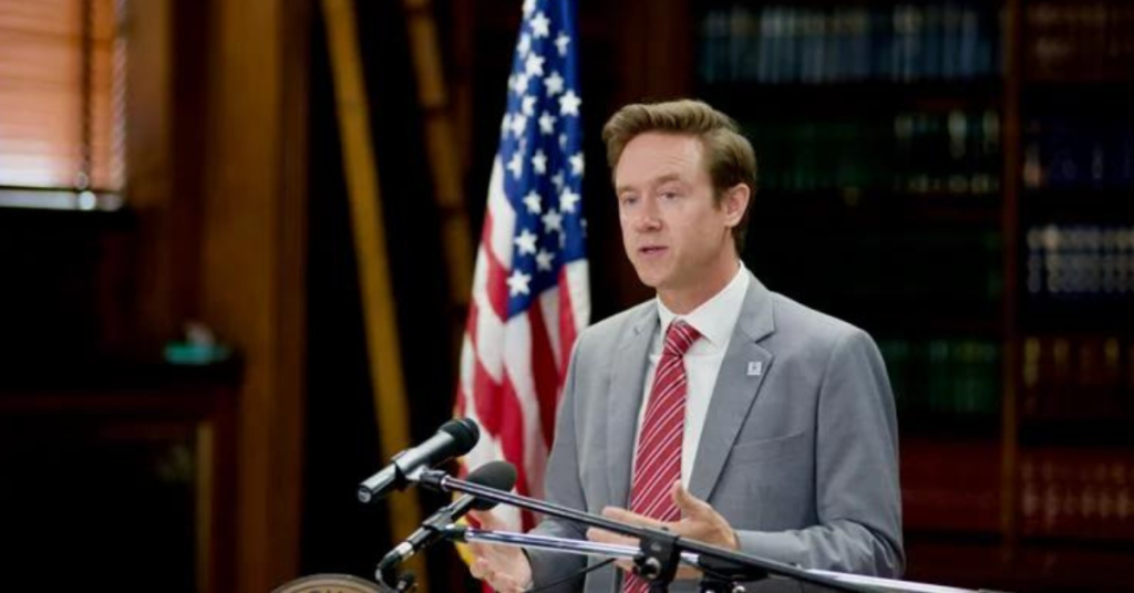 Denver shares “Newcomer Playbook,” offering advice on handling immigration crisis