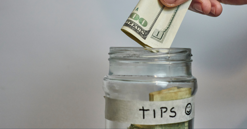 Senate Republicans propose bill slashing taxes from tips